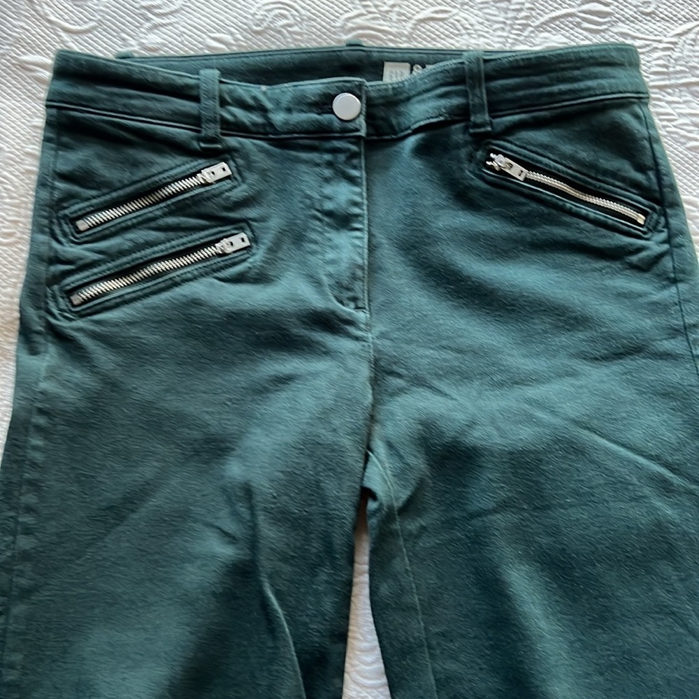Gap dark green modern stretch skinny  pants. Size 8tall in EUC